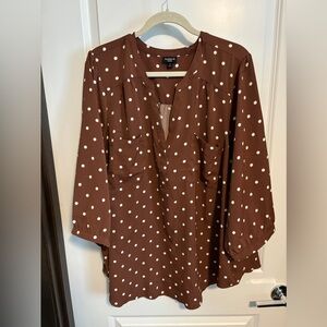 Harper Pullover 3/4 Sleeve Blouse - Brown Polka Dot